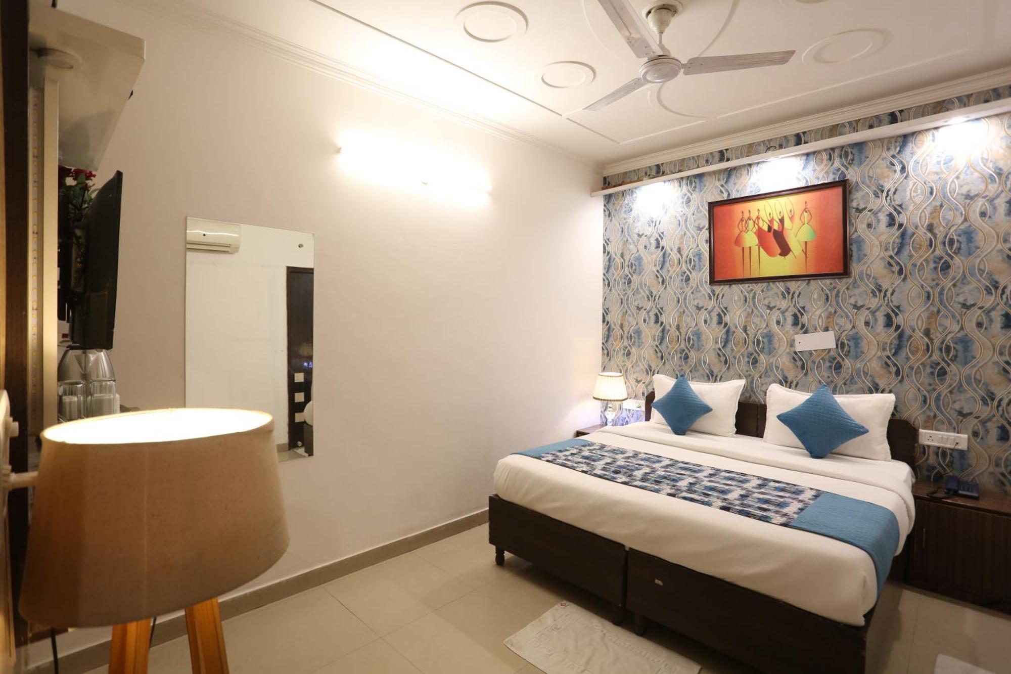 Backpackers - Ink Hotels Delhi Airport By Ss Group Ню Делхи Екстериор снимка