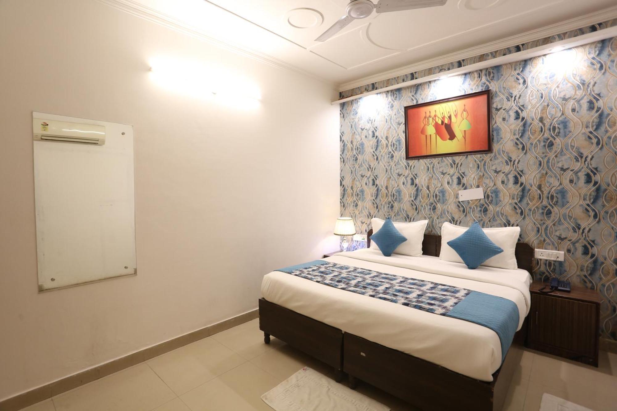 Backpackers - Ink Hotels Delhi Airport By Ss Group Ню Делхи Екстериор снимка