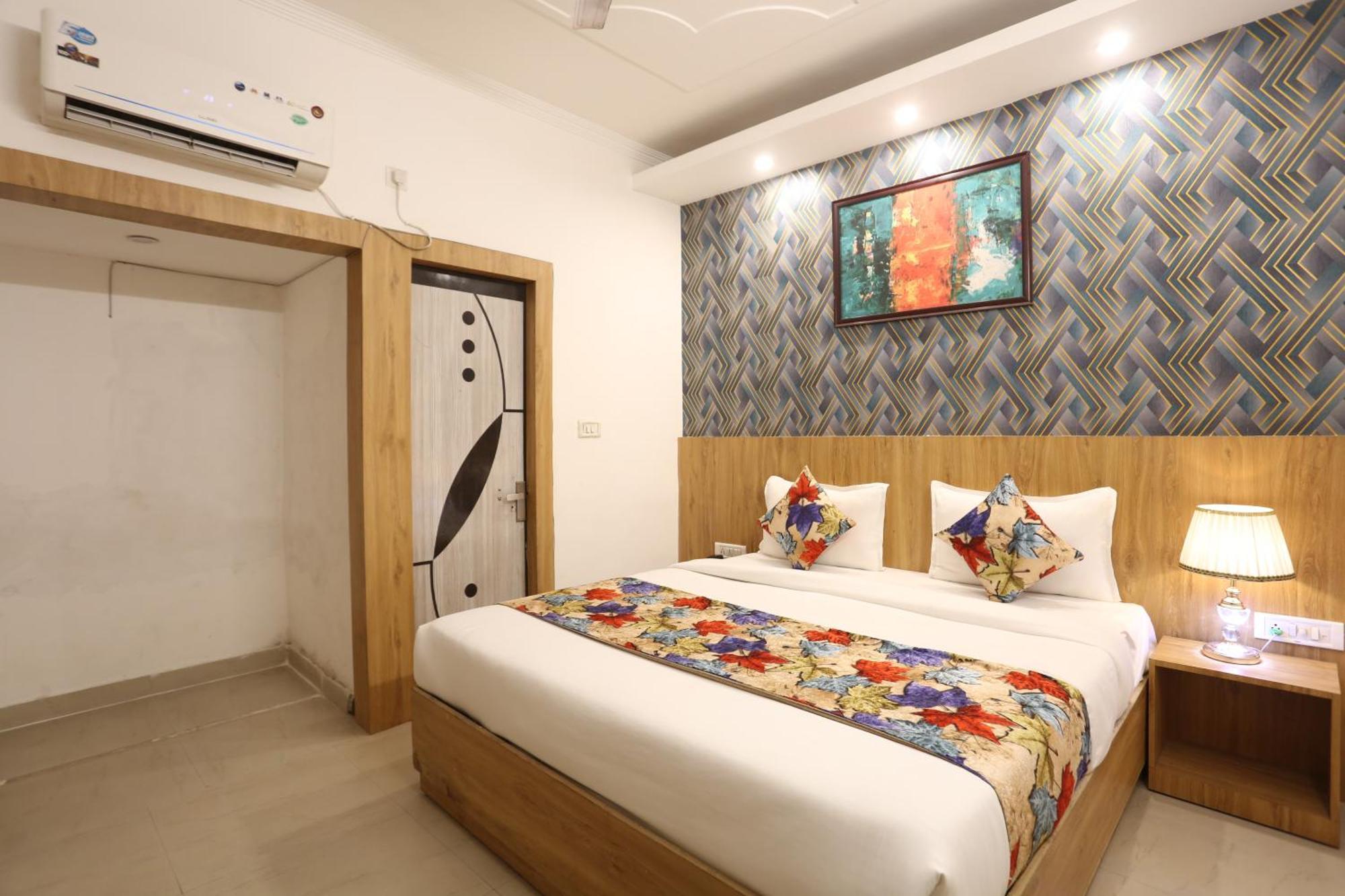 Backpackers - Ink Hotels Delhi Airport By Ss Group Ню Делхи Екстериор снимка
