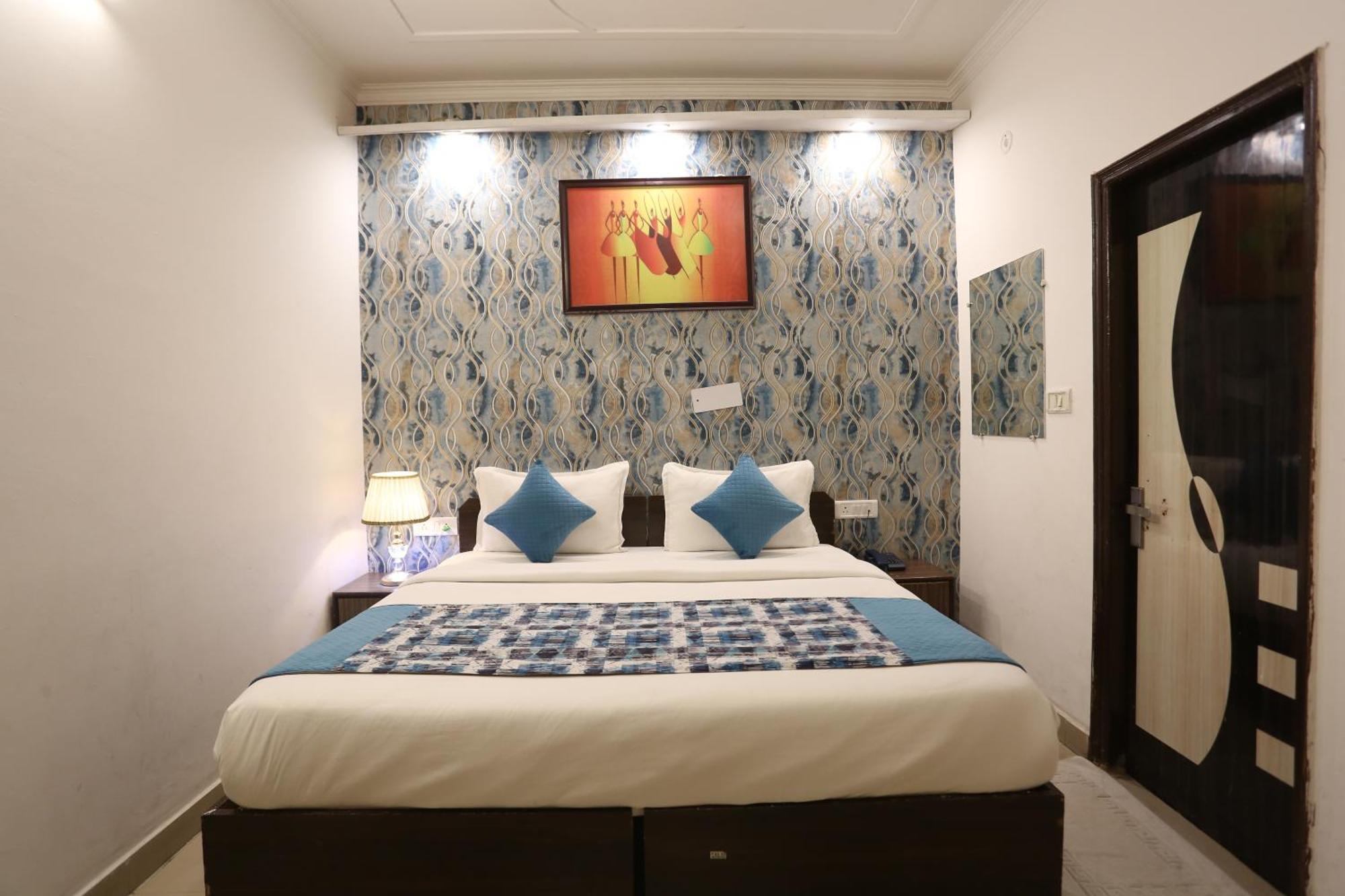 Backpackers - Ink Hotels Delhi Airport By Ss Group Ню Делхи Екстериор снимка