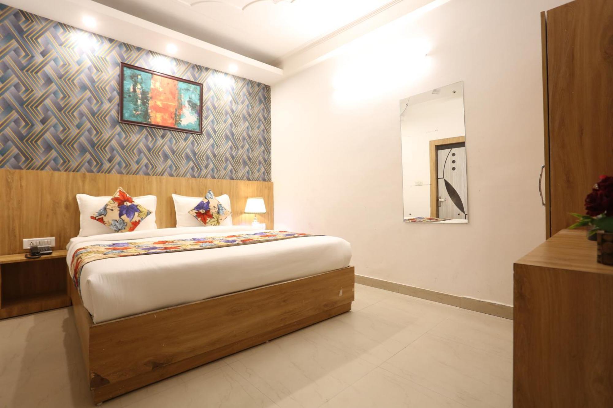 Backpackers - Ink Hotels Delhi Airport By Ss Group Ню Делхи Екстериор снимка