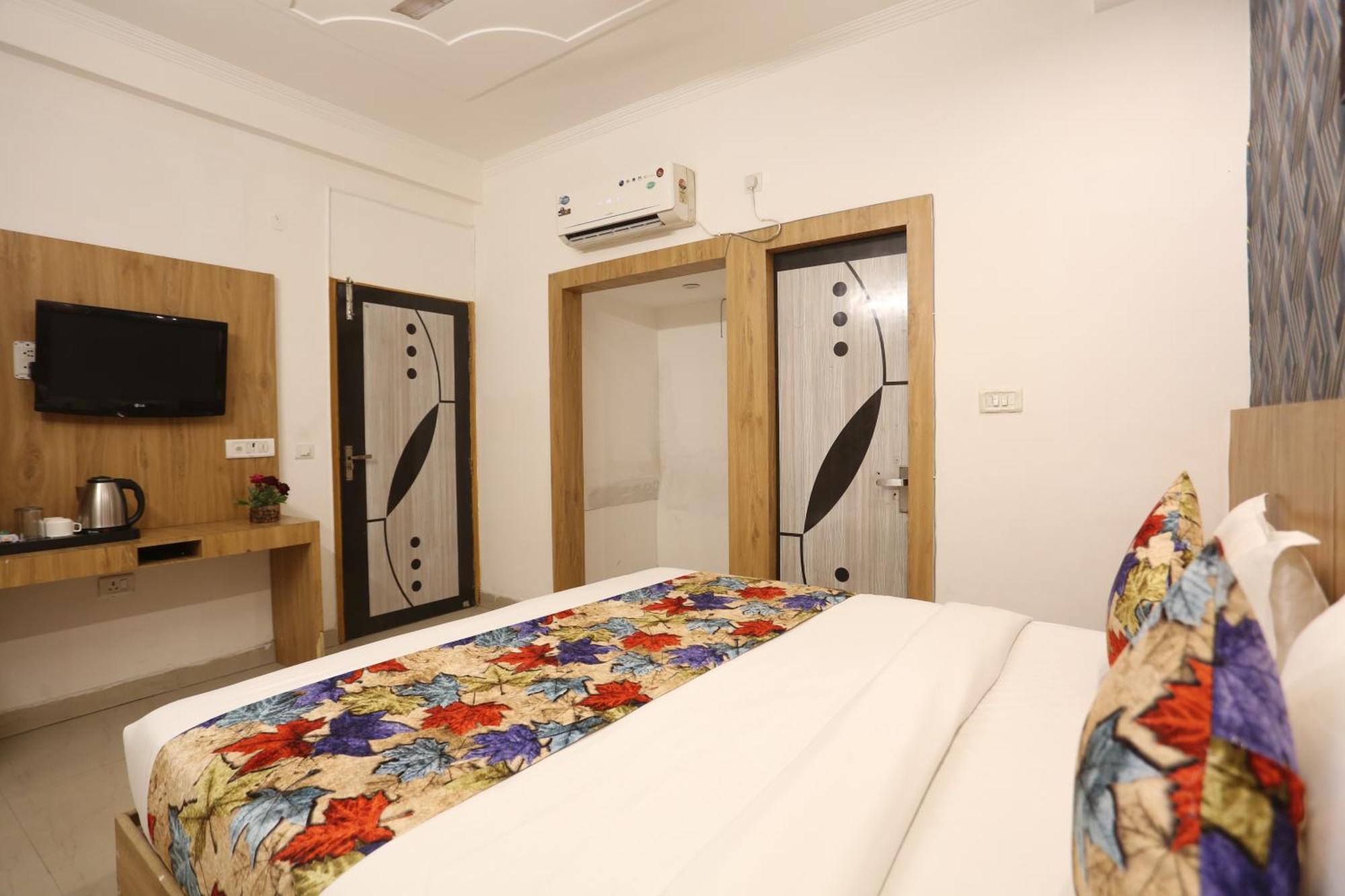 Backpackers - Ink Hotels Delhi Airport By Ss Group Ню Делхи Екстериор снимка