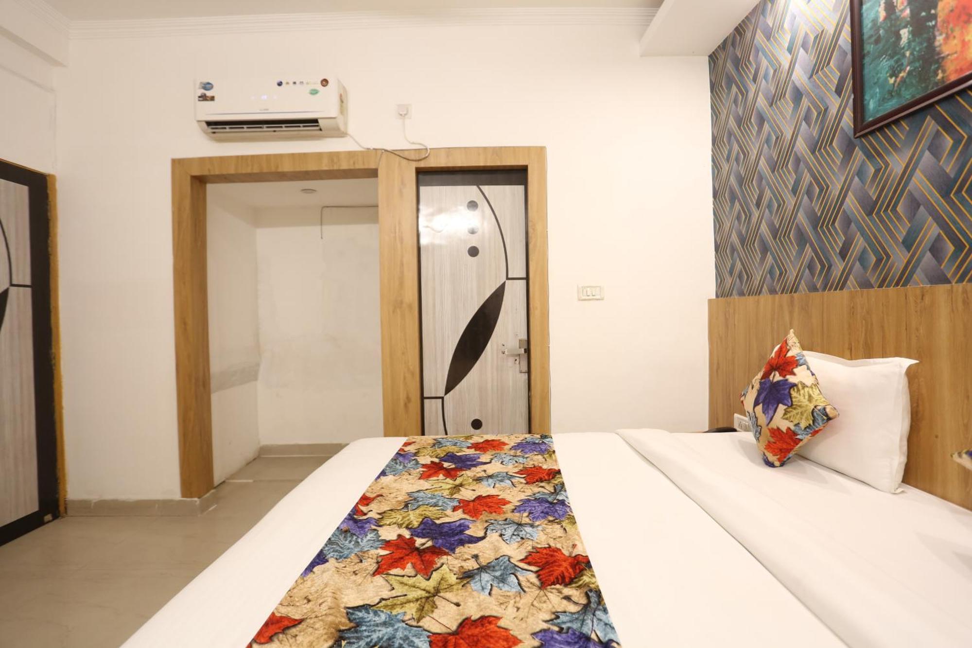 Backpackers - Ink Hotels Delhi Airport By Ss Group Ню Делхи Екстериор снимка