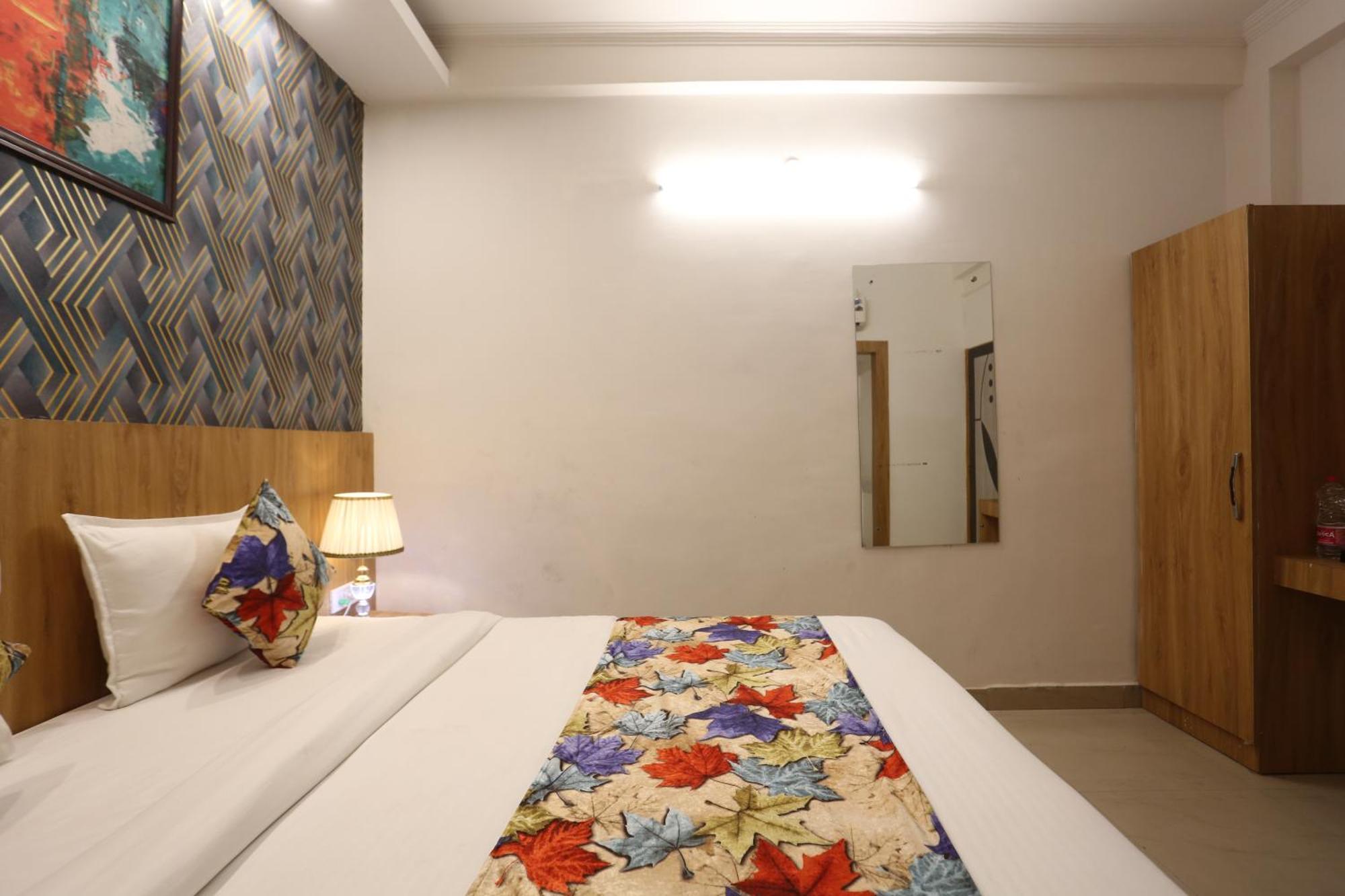Backpackers - Ink Hotels Delhi Airport By Ss Group Ню Делхи Екстериор снимка